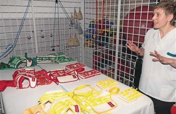  Terapija otrokom koristi na več načinov, zato so v Stari Gori zelo veseli pomoči Fundacije Vrabček upanja