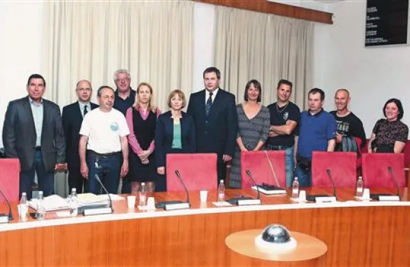 Minister Židan se je včeraj z ekipo v Izoli sestal s predstavniki ribičev