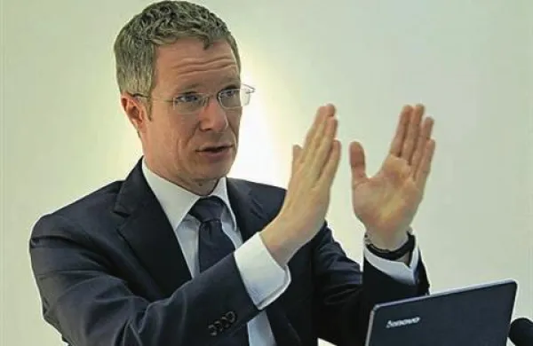Direktor Umar Boštjan Vasle