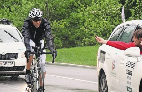Košček čokolade kot pogonsko gorivo za premagovanje kilometrov