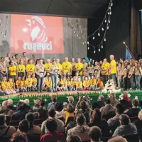 Člani taborniškega Roda snežniških ruševcev vseh generacij in njihovi številni prijatelji so počastili visoki jubilej, 60 let organiziranega taborništva na Bistriškem