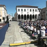 Včeraj praznično z otroki in srednje&scaron;olci, jutri z godbeniki