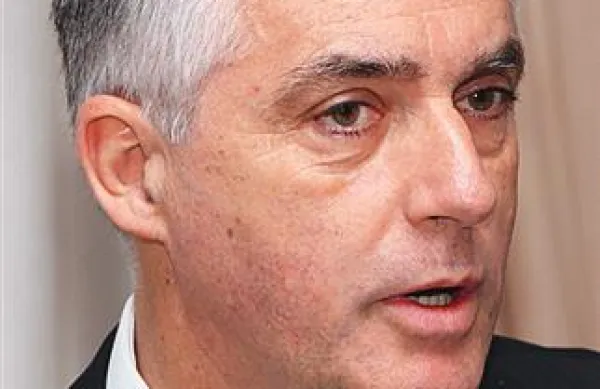 Minister Tomaž Ganatr je izpostavil, da Slovenija veliko kakovostnih materialov v primerjavi z drugimi državi preplača