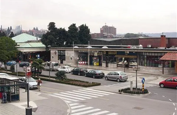 O preglasnih  javnih prireditvah  bo občina poročala inšpektoratu, preglasne portoroške gostince pa bo kaznovala sama
