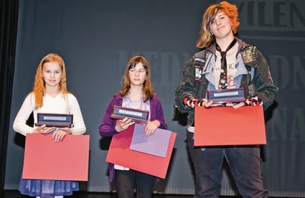 Zmagovalke 13. Mlade Vilenice: (z leve) Ajda Furlan, Jerneja Rupnik in Eva Salopek

