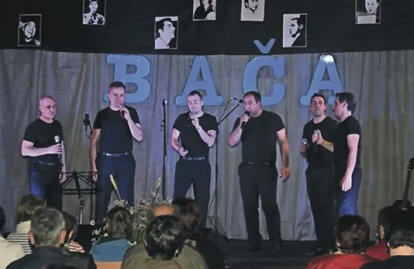 Koncert   moškega sestava Vocal Bača Podbrdo