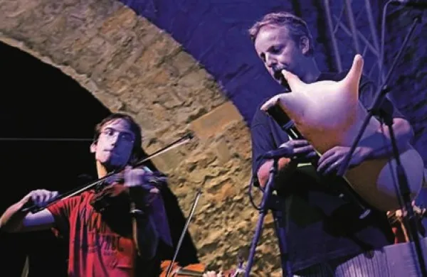 Nastopila bo tudi zasedba Vruja, ki bo predstavila svojo novo zgoščenko