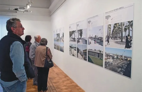  Razstava o urbanih in krajinskih potencialih Kopra bo v Galeriji Loža na ogled do 9. junija