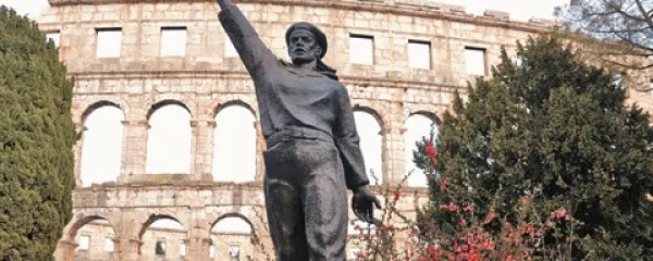 Ko zgodovina vstopa na voli&scaron;ča