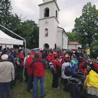 Upornim prednikom so se T'minci poklonili tudi  na Mengorah