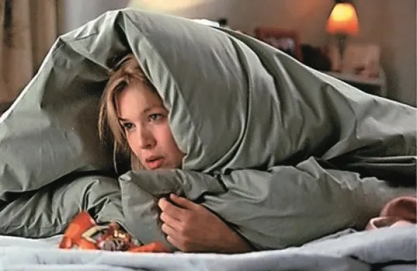  Romana o nesrečni samski ženski, ki brezupno išče moškega svojega življenja, sta doživela tudi uspešni filmski različici z Renee Zellweger v naslovni vlogi