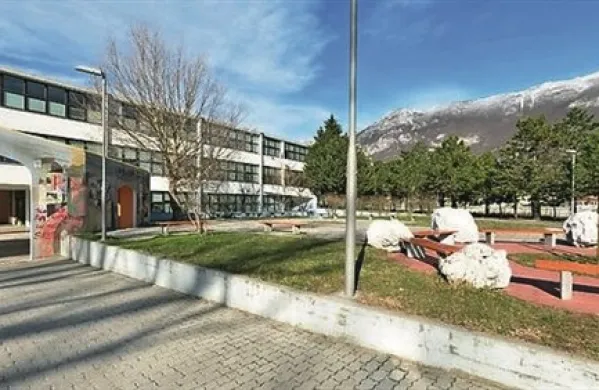 V tekmovanju za najbolj trajnostno mobilno šolo so zmagali dijaki  Srednje šole Vena Pilona Ajdovščina 
