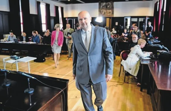 Hilda Tov&scaron;ak lahko &scaron;e toži državo zaradi pripora
