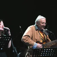 Karavani puljskih glasbenikov in kulturnikov sta se pridružila tudi pesnik, prevajalec, pisatelj in novinar  Daniel Načinović ter Kristina Jurman Ferlin