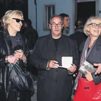 Pisateljica Daša Drndić, pisatelj in režiser Marko Sosić in skrbnica koprskega dela Foruma Tomizza, Irena Urbič 