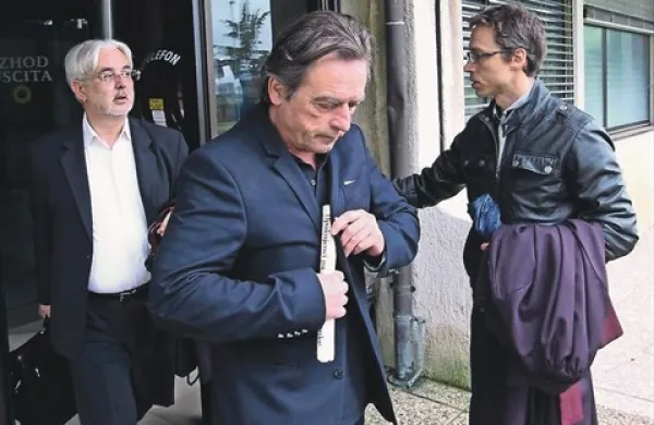 Marjan Mikuž je včeraj zapustil sodišče s sklonjeno glavo