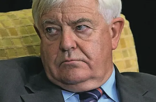 Izjava prvaka SDS Janeza Janše, ki je v odzivu na današnjo obsodbo v zadevi Patria dejal, da je “bila sodba napisana vnaprej, v političnih Murglah in s strani znanih avtorjev”, po besedah nekdanjega predsednika republike Milana Kučana “ni vredna