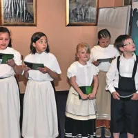  
Učenci kneške šole, doma z Bača, so na zanimiv način predstavili vodno učno pot “beu kamen”