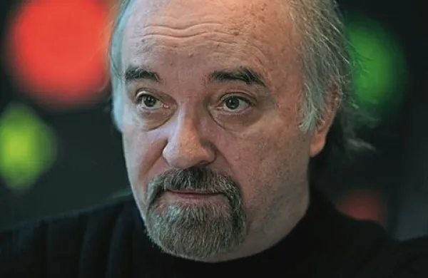Pisatelj Evald Flisar bo drevi ob 19. uri v Centru kulture Španski borci prejel Župančičevo nagrado za življenjsko delo