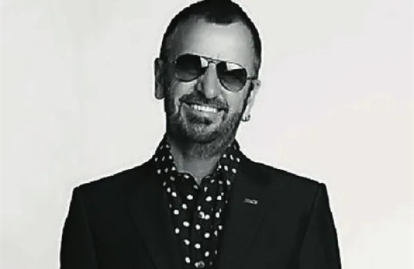 Nekdanji bobnar Beatlov Ringo Starr bo  oktobra izdal slikanico Octupus's Garden, ki bo temeljila na uspešnici, ki jo je za legendarno zasedbo napisal prav on