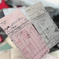 Našli smo na kupe delovnih kartic nekdanjih zaposlenih 