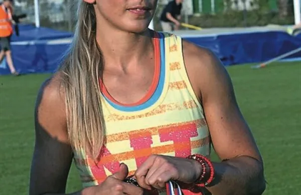 Pred Snežano Rodić so po izidih sezone na svetu le Ukrajinka Olga Saladuha (14,85 m), Kolumbijka Caterine Ibargüen (14,83) in Rusinja Jekaterina Konjeva (14,80 m