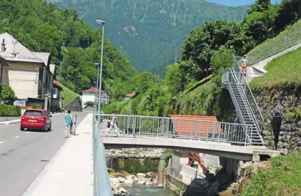 V Podbrdu so končno dobili bolj varno cesto, pešpoti in tudi čistilno napravo 
