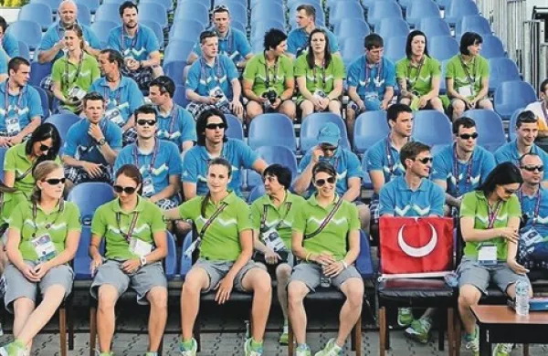 Dobro razpoloženo slovensko zastopstvo na sredozemskih igrah