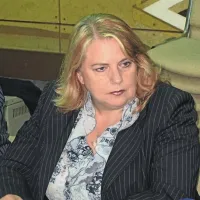 Nevija Pečar 