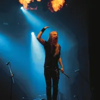  ... in jim ponudil rock. Tako so nastopili  Avven