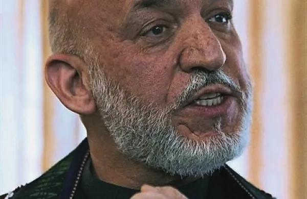 Afganistanski predsednik Hamid Karzai jo je tudi tokrat odnesel brez prask