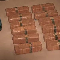 V avtu sta skrivala &scaron;est kilogramov heroina
