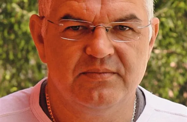 Adis Hrovat