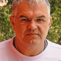 Adis Hrovat (2)