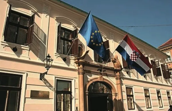 V različnih delih Hrvaške bodo danes proslavili vstop države v Evropsko unijo, ki se bo zgodil 1. julija