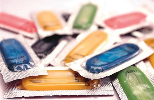 Kondom je učinkovita zaščita pred okužbo z virusom HIV
