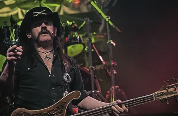 Lemmy Kilmister decembra lani v ljubljanski Hali Tivoli