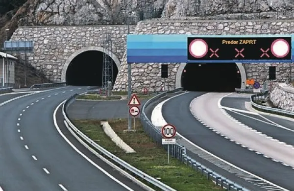 Fotografija je simbolična