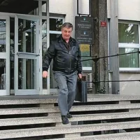 Jožef Janežič je tudi včeraj zatrdil, da  ni kriv za to, da so varčevalci ostali brez svojih prihrankov