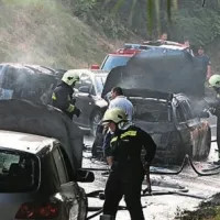 Vozili sta po trčenju zagoreli