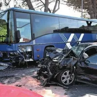 Z avtomobilom v avtobus