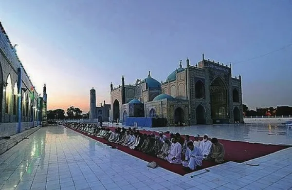 V večini držav danes muslimani začenjajo deveti mesec muslimanskega koledarja, ramadan, ki traja 30 dni
