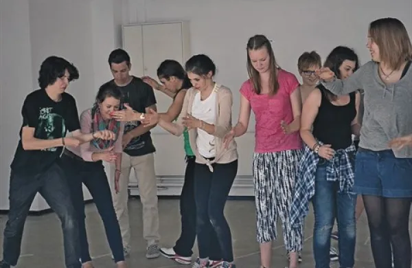 Odpirale so se poti