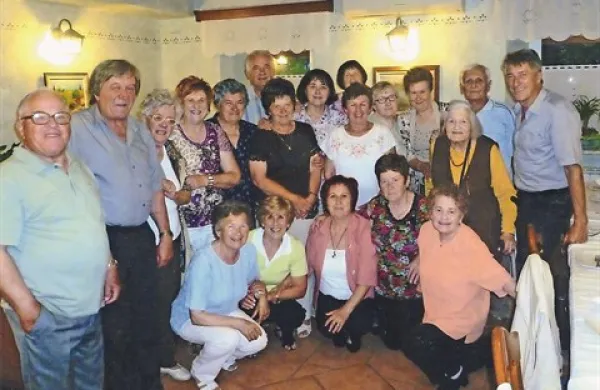 Natančno na okroglo obletnico, 15. junija, so se  na 50. obletnici zaključka osnovnošolskega šolanja zbrali nekdanji sošolci