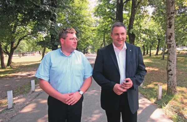 Boštjan Bizjak in Dejan Židan včeraj v Lipici