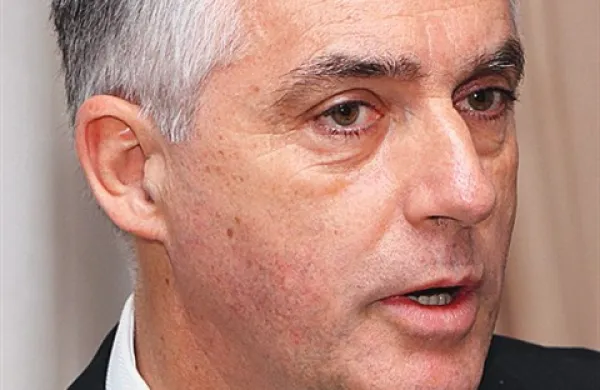 Minister za zdravje Tomaž Gantar za prihodnji teden načrtuje nekaj sestankov, na katerih bodo skladno s četrtkovim sestankom pri premierki reševali najbolj pereče težave v zdravstvu
