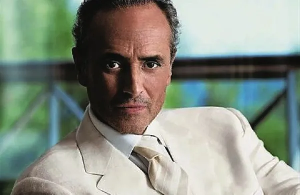 Sloviti španski tenorist Jose Carreras tudi v četrtek ne bo nastopil na Glasbenem poletu poletja na Gospodarskem razstavišču