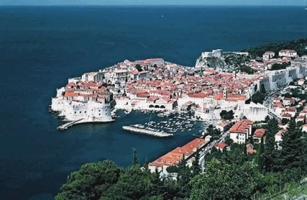 Hrvaški turistični biser Dubrovnik