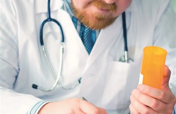 Ginekologi opozarjajo, da je vrsta kontracepcije, ki jo predpišejo, prilagojena posebej vsaki ženski in njenemu zdravju