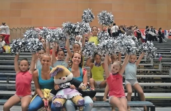 Slovenski tekmovalci so se na Evropskem prvenstvu v Cheerleadingu in Cheerdanceu Zveze ECA več kot odlično odrezali